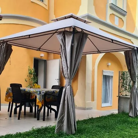 Divi Palace Torre Annunziata